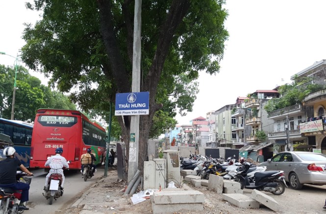 Thổi giá đất phố dời cây xanh Phạm Văn Đồng Hà Nội